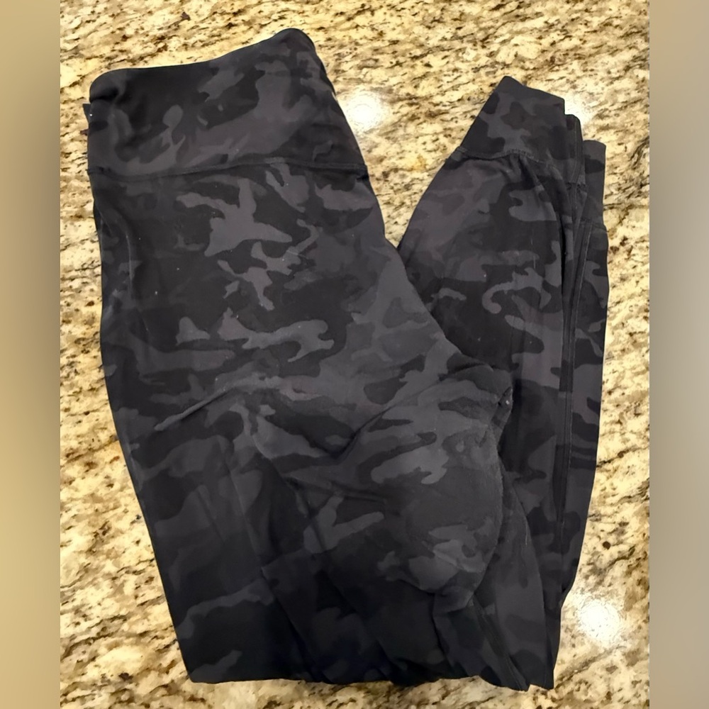 Lululemon joggers leggings